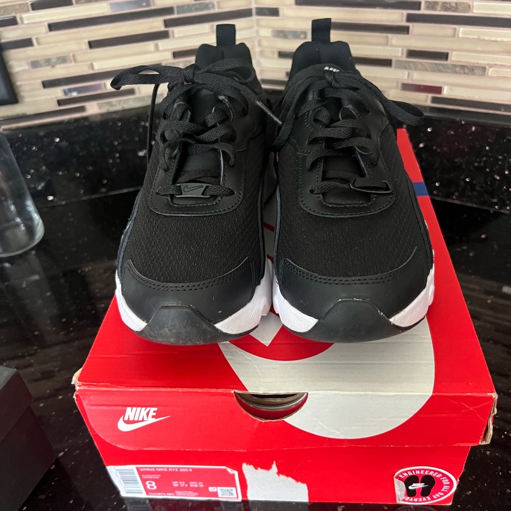 Nike Black Sneakers